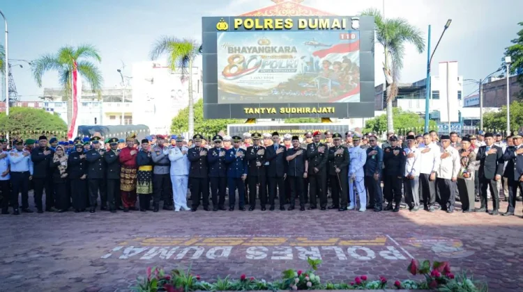 Wali Kota Dumai Hadiri Hari Bhayangkara ke-80
