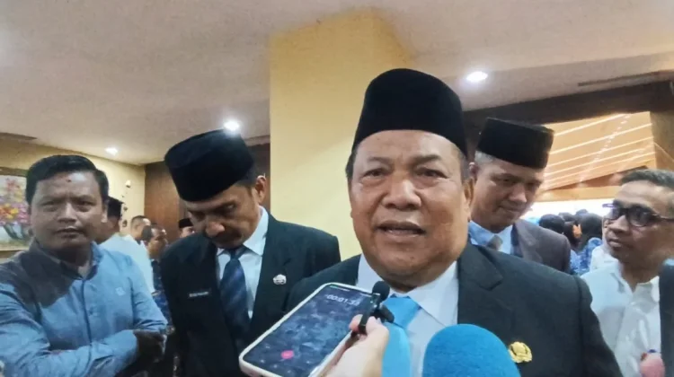 Plt Gubernur Bebaskan PPPK Pemprov Riau dari Potongan Zakat Profesi