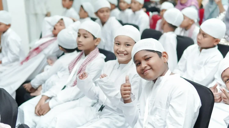 Khitan Ceria PHR Wujudkan Senyum Sehat Generasi Masa Depan Rokan