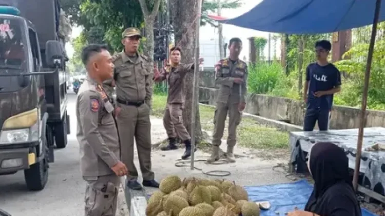 Satpol PP Pekanbaru Tegaskan Penertiban PKL tanpa Tebang Pilih