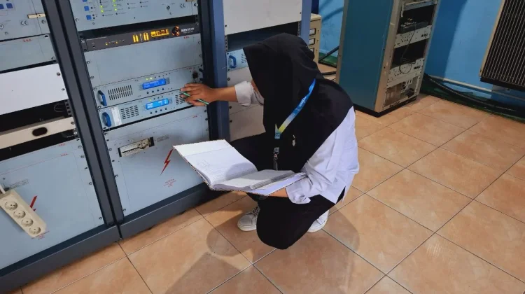 Monitoring Daya Pancar Bantu Deteksi Gangguan Lebih Awal