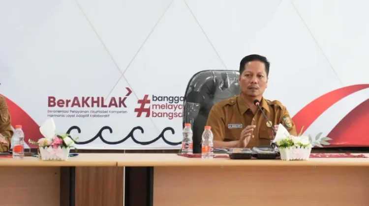 Plt Bupati Kuansing Pimpin Rapat Perdana Pemkab Kuansing