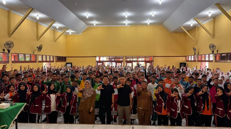 Program RATAKAN Bekali 500 Siswa SMKN 3 Pekanbaru Tangkal IRET