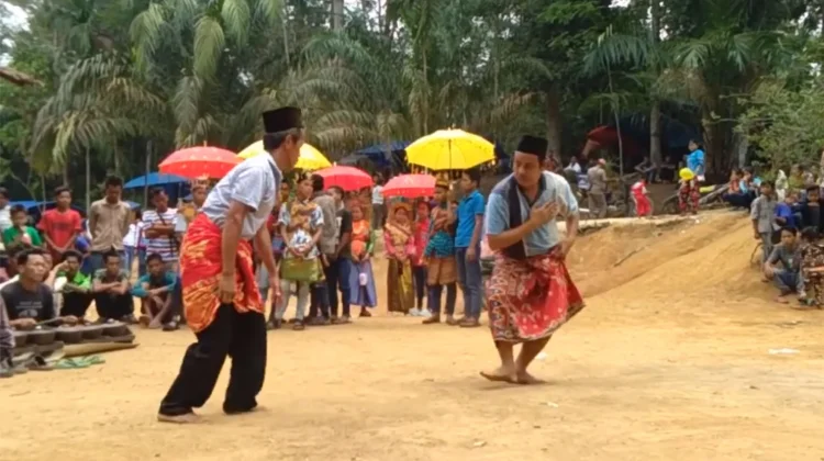 Keunikan Adat Perkawinan Suku Talang Mamak di Indragiri Hulu