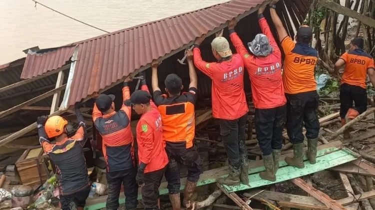 BPBD Evakuasi Korban Angin Kencang Inhil