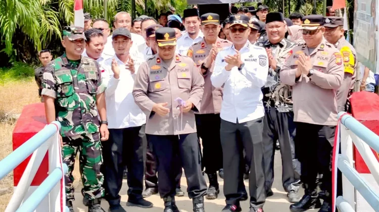 Wabup Rohil Resmikan Jembatan yang Ubah Akses Dua Wilayah