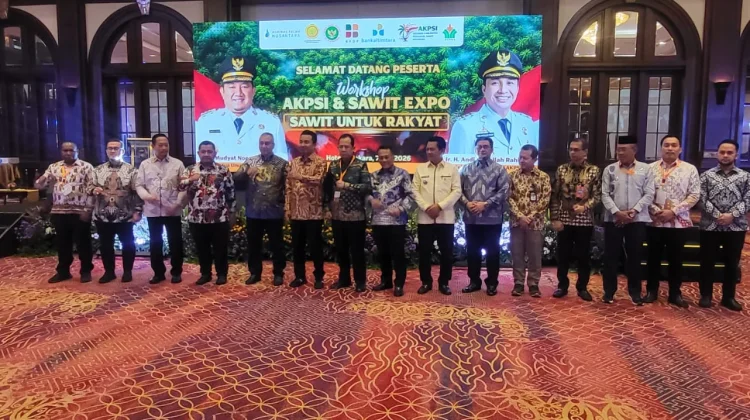 Bupati Rohil Perjuangkan Nasib Petani Sawit, Bawa Aspirasi ke Forum Nasional