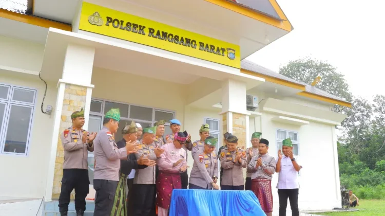 Kapolres Meranti Resmikan Mako Polsek Rangsang Barat