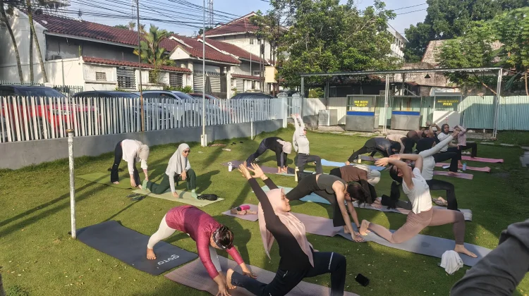 Tren Yoga di Pekanbaru Kian Diminati Generasi Muda