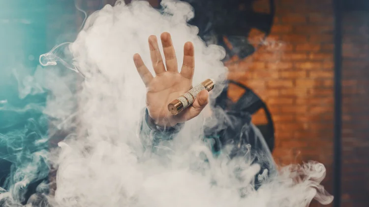 Rokok Elektrik Sama Berbahayanya dengan Rokok Konvensional