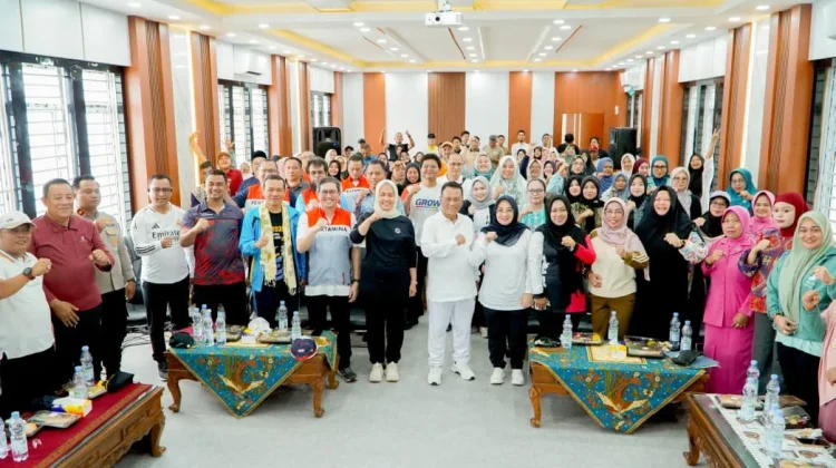 Bupati Bistamam Minta UMKM Rohil Jangan Tertinggal di Era Digital