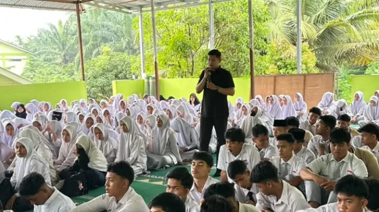 Satgaswil Riau Edukasi 400 Siswa MAN 4 Cegah Paham IRET dan NVE