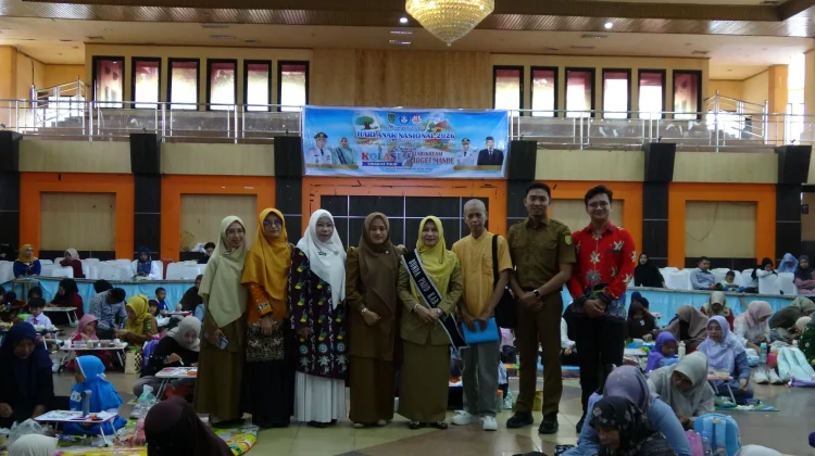 Lomba Kolase Meriahkan Hari Anak Inhil