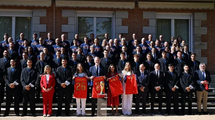Raja Felipe VI Sambut Timnas Spanyol, La Roja Rayakan Gelar Juara Dunia