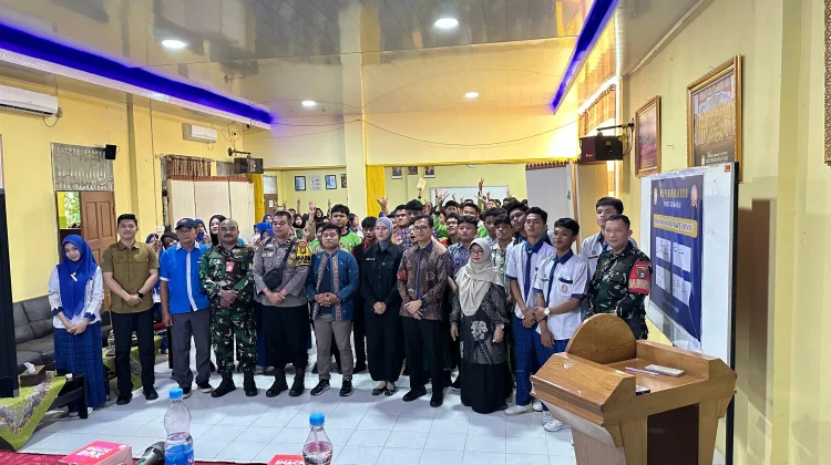 RATAKAN Edukasi Siswa SMKS Perbankan Riau Tangkal IRET dan NVE
