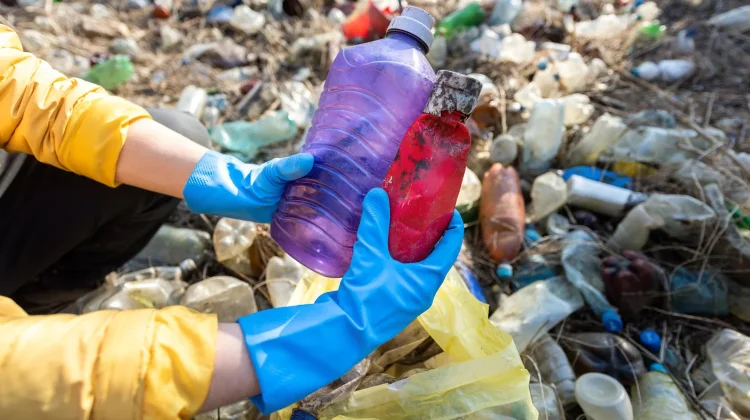 Jangka Waktu Sampah Plastik Terurai