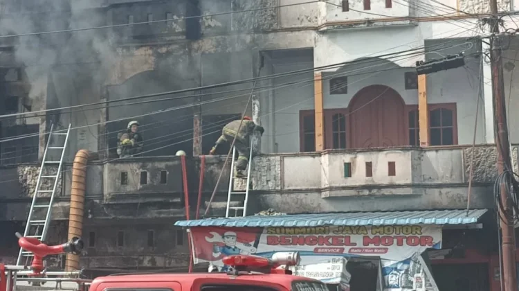 Damkar Pekanbaru Imbau Warga Segera Laporkan Kebakaran melalui TRC 112