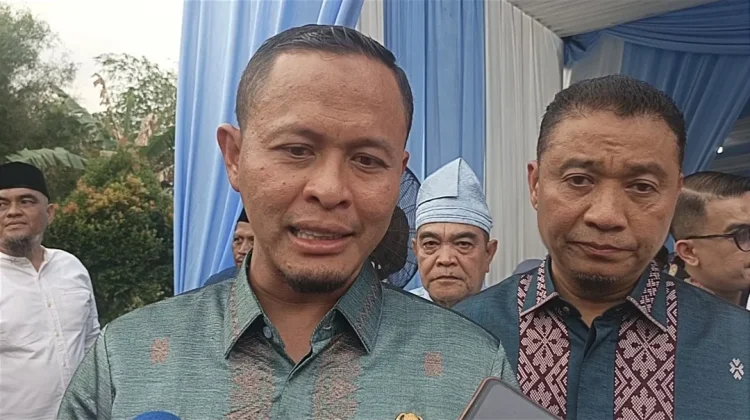 Pemko Pekanbaru Gratiskan Seragam Siswa Kurang Mampu