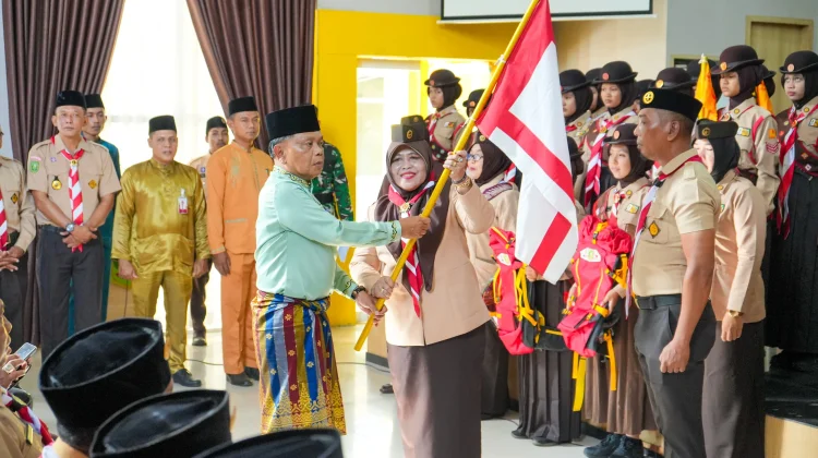 Bupati Asmar Lepas 77 Kontingen Pramuka menuju Jambore Nasional XII 2026