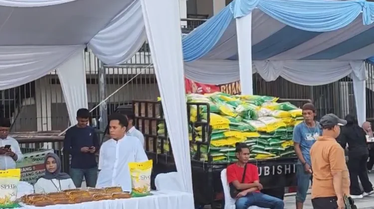 Bulog Kanwil Riau-Kepri Sediakan Beras SPHP dan Minyakita di Pasar Murah