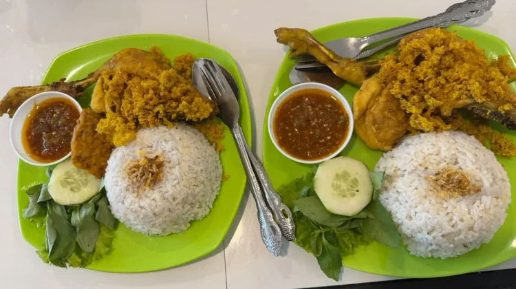 Kelezatan Ayam Kremes yang Disukai Banyak Orang