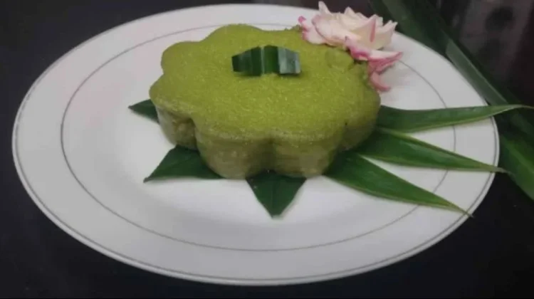 Bolu Kemojo Khas Melayu Riau, Resep Warisan Leluhur dengan Aroma Pandan Menggoda