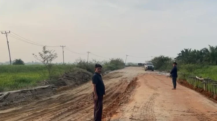 Jalan Sontang-Duri Kembali Fungsional