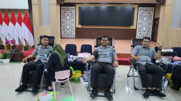 Hari Pengayoman ke-81, Kemenkum Riau Gelar Donor Darah untuk Kemanusiaan