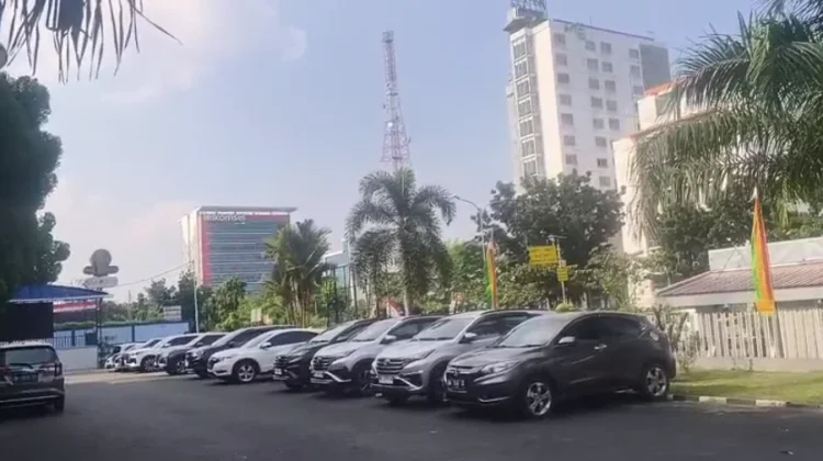 Udara Pekanbaru Kabur, Bukan Kabut Asap Karhutla