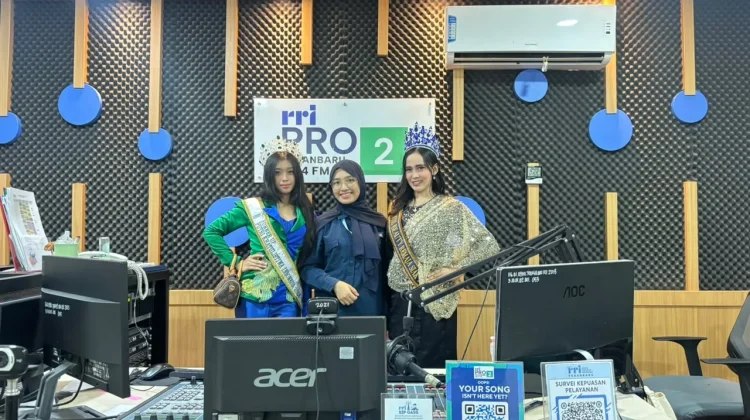 The Power of Personal Branding: Jadi Diri Sendiri di Dunia Nyata dan Media Sosial