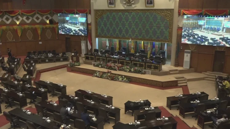 DPRD Riau Tetapkan Komisioner KI dan KPID, Berikut Daftar Namanya