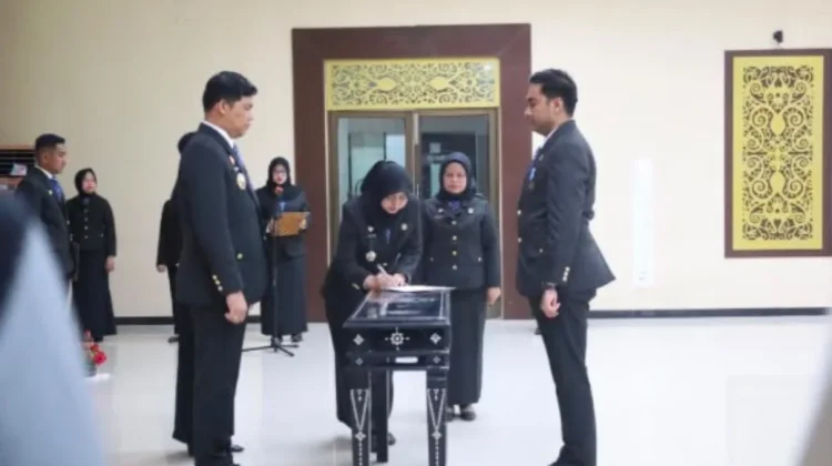 Kemenkum Riau Lantik PAW MPD Notaris Siak, Perkuat Pengawasan, Pembinaan Notaris