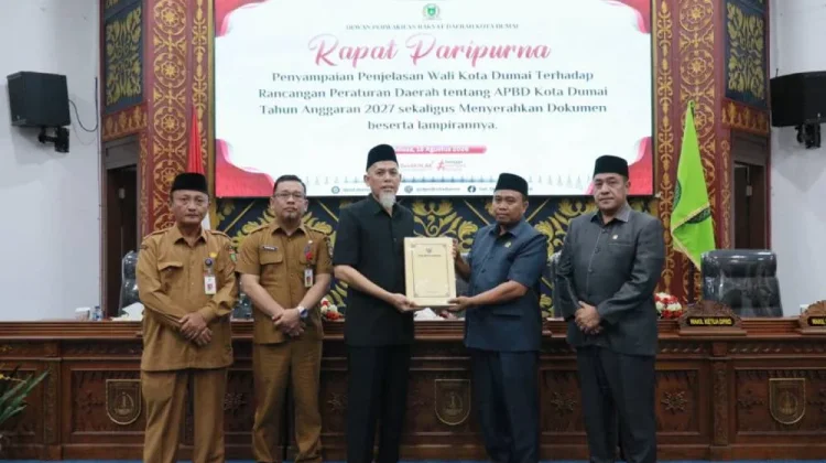 Wali Kota H. Paisal Sampaikan Penjelasan Ranperda APBD Kota Dumai TA 2027