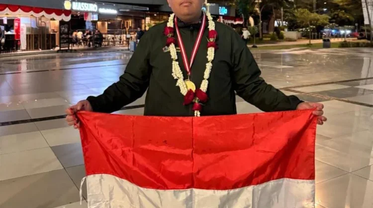 Rafif Adinata Persembahkan Medali Emas iGeo 2026