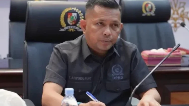 Apresiasi Bantuan Seragam, DPRD Pekanbaru Usulkan Tambahan Tas dan Sepatu