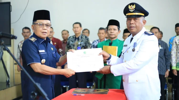 Bupati Asmar Ingatkan Pejabat yang Dilantik, Tingkatkan Kinerja