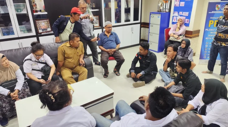 Pedagang Tolak Kelanjutan Pengelolaan Pasar Kodim oleh PT PMJ