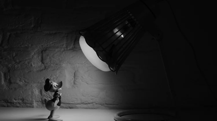 Spotlight Effect atau Perasaan Menjadi Pusat Perhatian