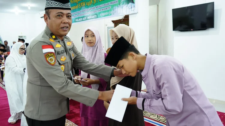 Peringatan Maulid Nabi, Polres Meranti Berbagi Kebahagiaan dengan Anak Yatim