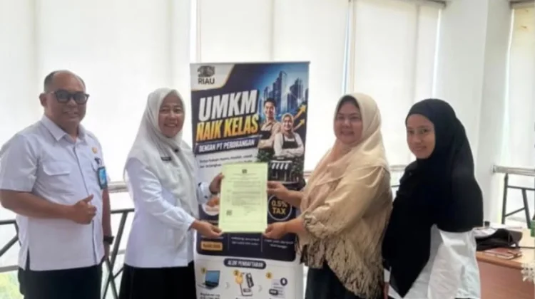 Kemenkum Riau Dampingi UMK, Empat Pelaku Usaha Berhasil Jadi Perseroan Perorangan