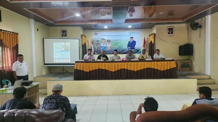 DPR RI Dorong 1.200 Masyarakat di Empat Desa Kampar Daftar BPJS Ketenagakerjaan