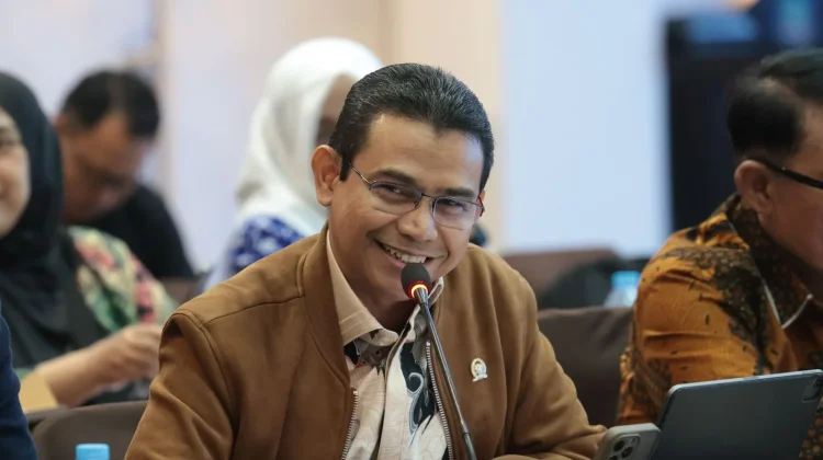 Hendry Munief Dorong RUU Daerah Kepulauan Berbasis Realitas dan Geografis