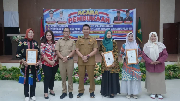 Perkuat Pelindungan Merek, Kemenkum Riau Dampingi Pelaku IKM Kabupaten Kampar