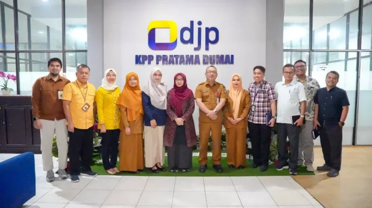 Sekda Fahmi Rizal Melakukan Silaturahmi dan FKP Bersama KPP Pratama Dumai