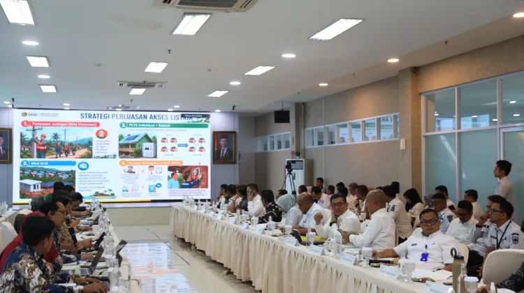 PLN Kebut Listrik Desa, 72 Dusun di Riau Jadi Sasaran 2026