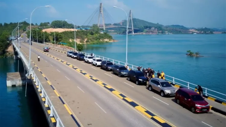 Jembatan Barelang Batam Destinasi Ikonik dengan Pemandangan Laut yang Memukau