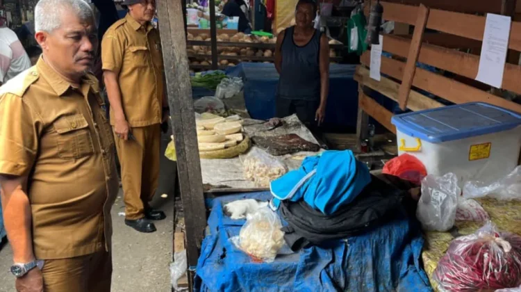 Pemko Pekanbaru Siapkan Penertiban Lapak Pasar yang Disegel Oknum