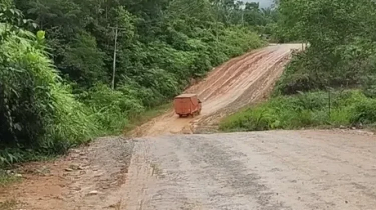 DPRD Riau Soroti Jalan Ujung Batu–Batas Sumbar, Minta Perbaikan Segera Dilakukan