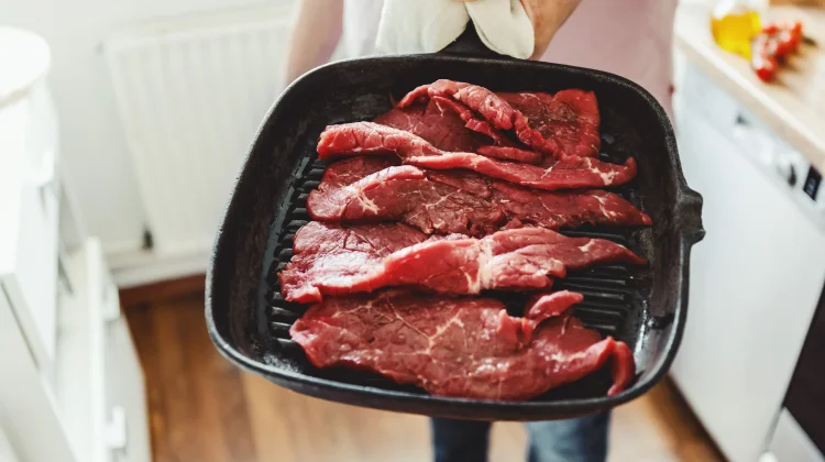 Tips Menyimpan Daging agar Tetap Segar Lebih Lama
