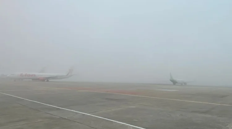 Jarak Pandang Rendah Ganggu Penerbangan di SSK II
